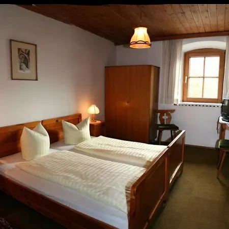 Gasthof Brucke 卡顿巴赫